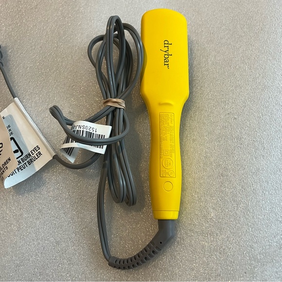 Drybar The Baby Brush Crush Mini Heated Straightening Brush Styling